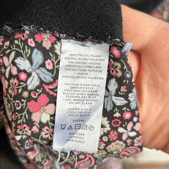 Womens Loft Black Sweater w/Floral Back XL - Picture 4 of 4